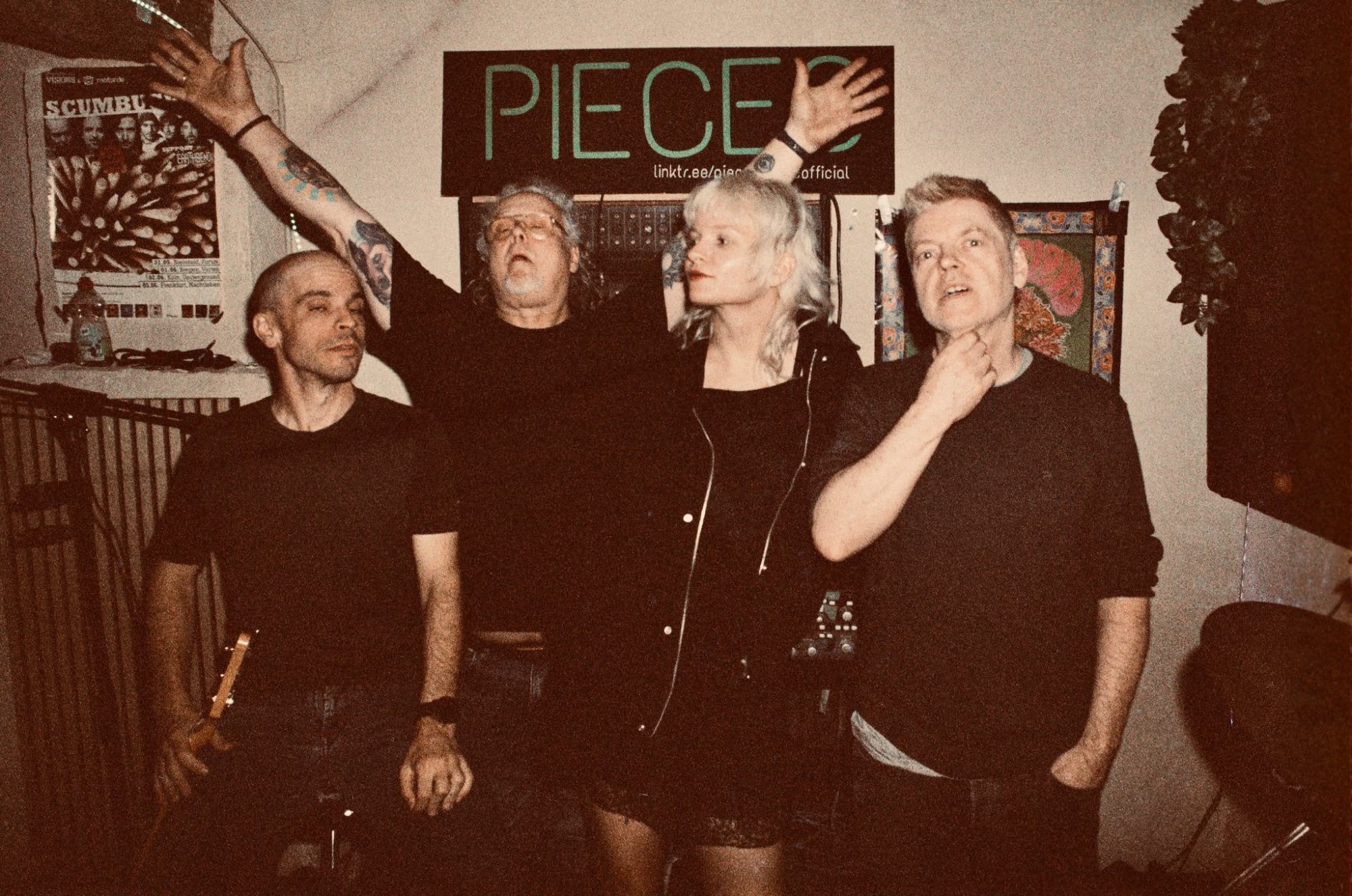 PIECES
